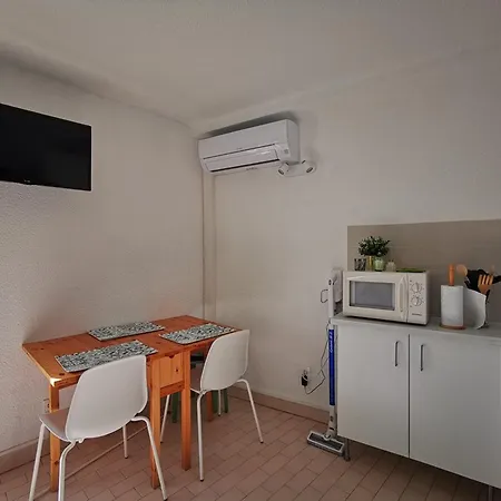 Pratique 4 Pers., Bord De Au Lavandou, Avec Parking Et Climatisation - Fr-1-803-89 * לה לבאנדו