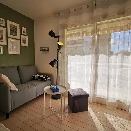 Lejlighed Pratique 4 Pers., Bord De Au Lavandou, Avec Parking Et Climatisation - Fr-1-803-89 Le Lavandou